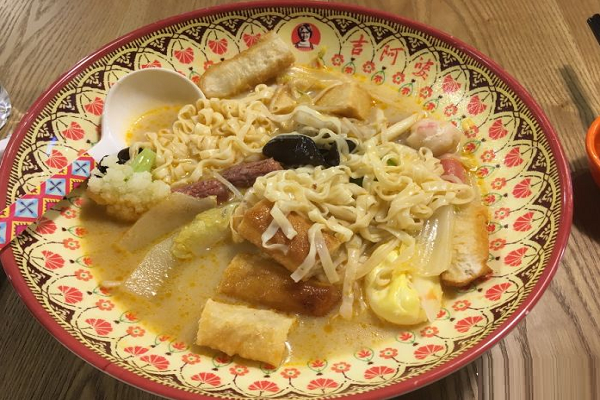 吉阿婆麻辣烫加盟费用 加盟条件