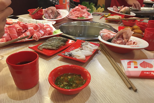 季季红火锅加盟费大概要多少钱