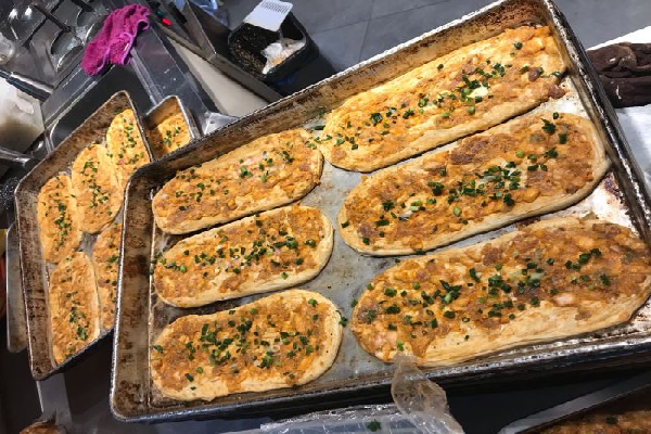 又卷烧饼加盟是骗局吗？加盟又卷烧饼生意好吗