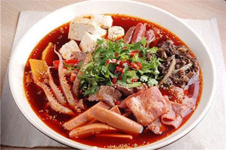 加盟网解析四川小成都冒菜加盟店的未来发展战略