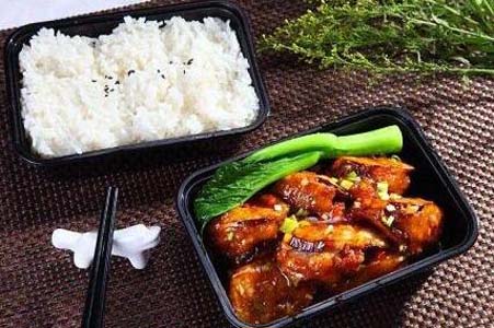 为什么特色快餐加盟***和番日式便当呢?