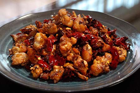 川香辣子鸡是目前众多中式快餐品牌中的佼佼者