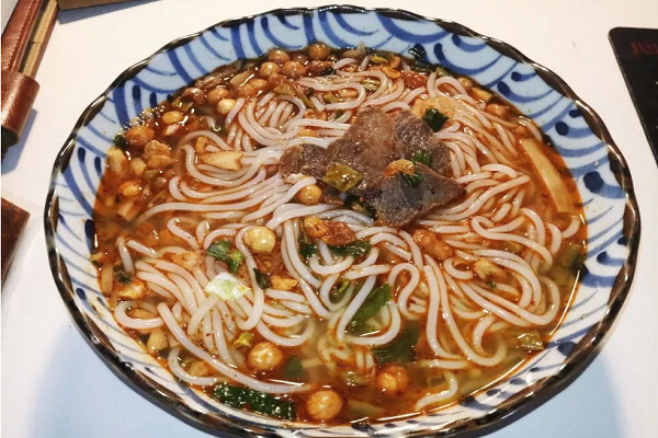 一碗粉加盟多少钱 如何开米粉店