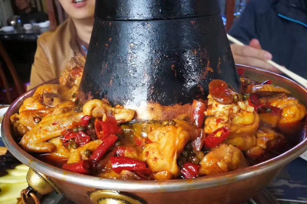 火锅鸡的效益怎么样 如何开火锅鸡店